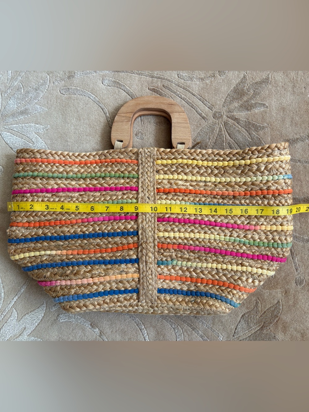 NWT, Anthropologie Antik Kraft Tuhi Colorful Jute Rainbow Tote w/ Wooden Handels - Picture 14 of 16